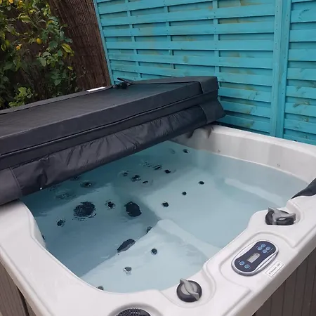 Maison Matiasma Avec Jacuzzi 빌라